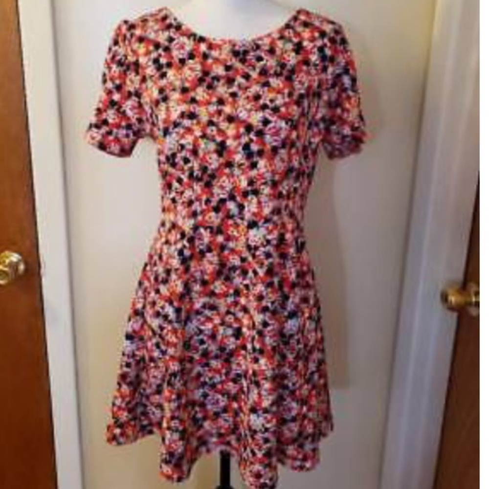 Copper Key Floral A-line Dress with Short Sleeves